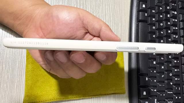 这款国产小屏电子书阅读器单手操作更方便CQ9电子登录注册少有的纯白机身设计(图3)
